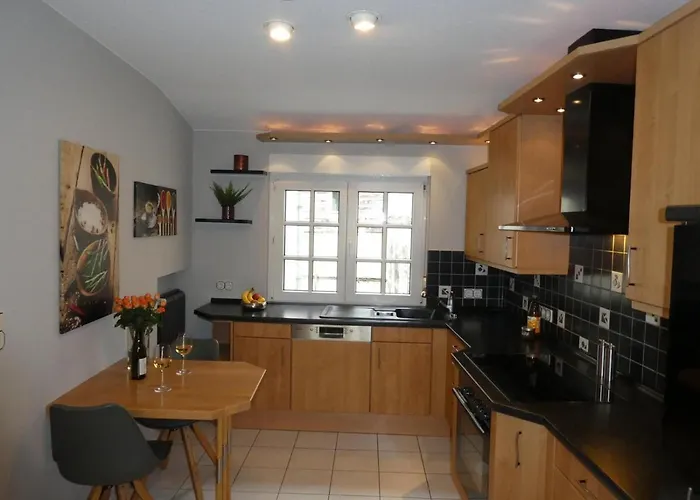 Rathausplatz Nr. 9 * Ürzig