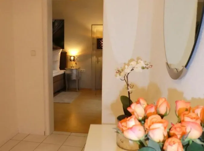 Rathausplatz Nr. 9 * Ürzig